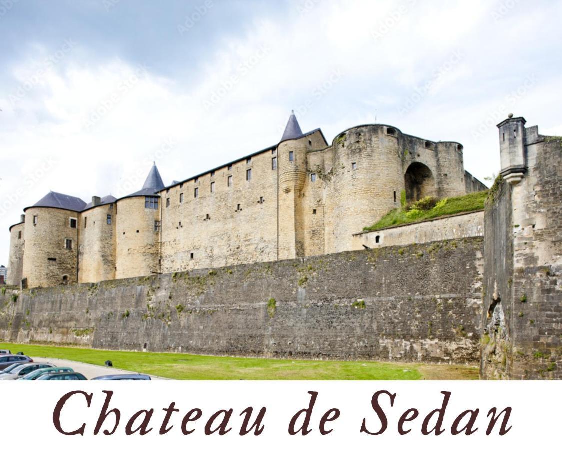 Apartment Charleville-mezieres: Belle Vue Place Ducale Charleville-Mezieres