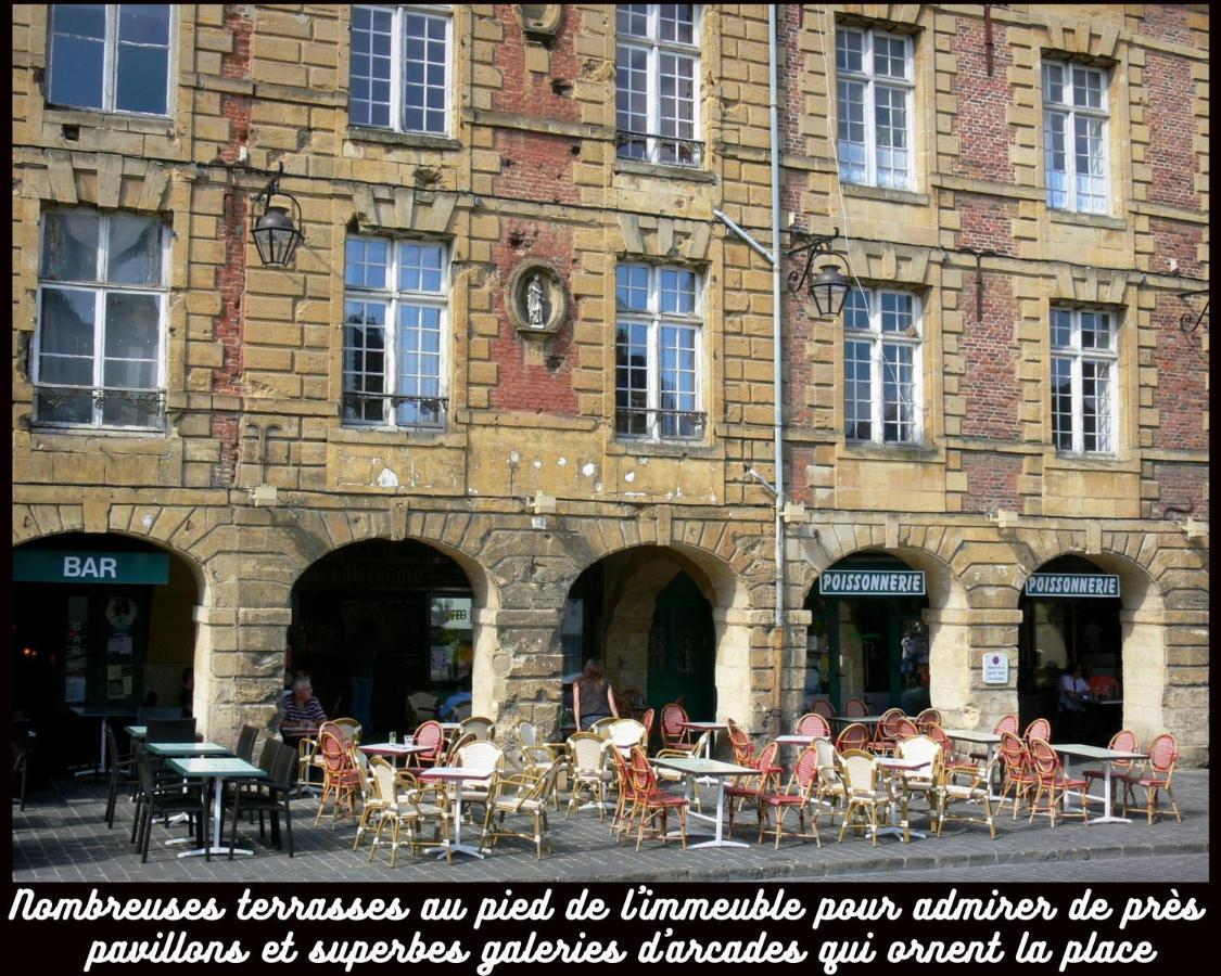 Charleville-mezieres: Belle Vue Place Ducale * Charleville-Mezieres