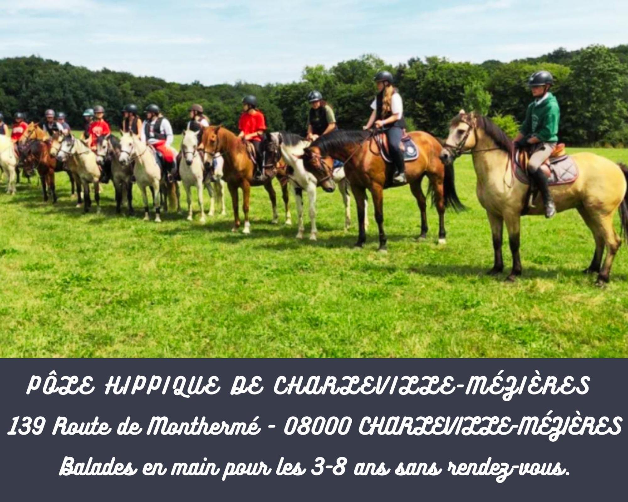 Charleville-mezieres: Belle Vue Place Ducale * Charleville-Mezieres